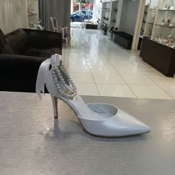 Molly Lou bridal pumps custom made