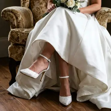 Nena strass Lou bridal pumps