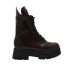Lou boots Avril