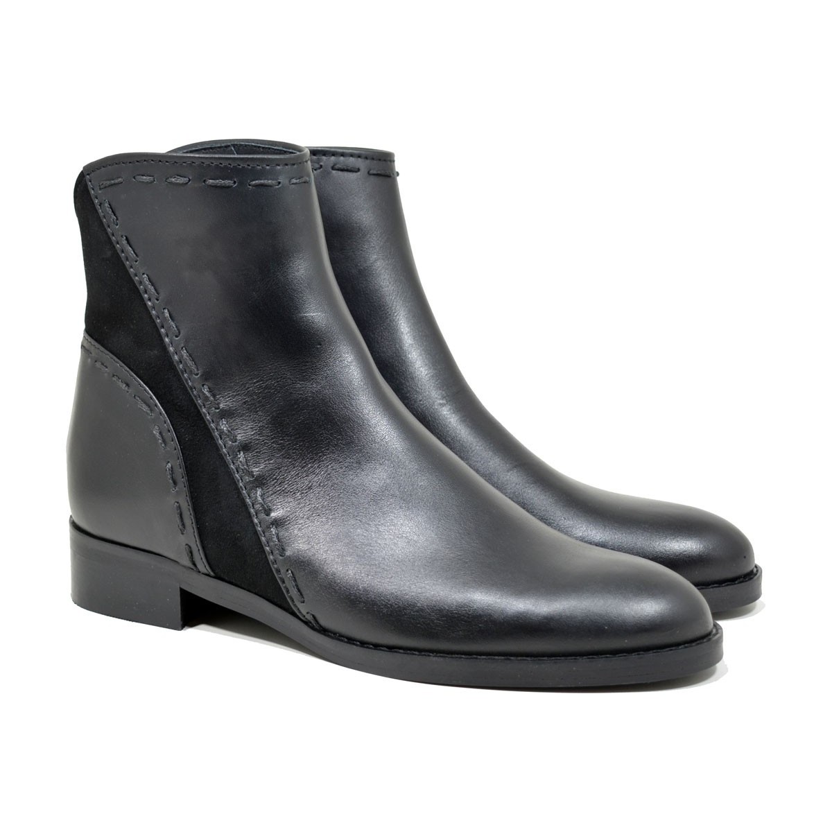 Lou booties Jackie