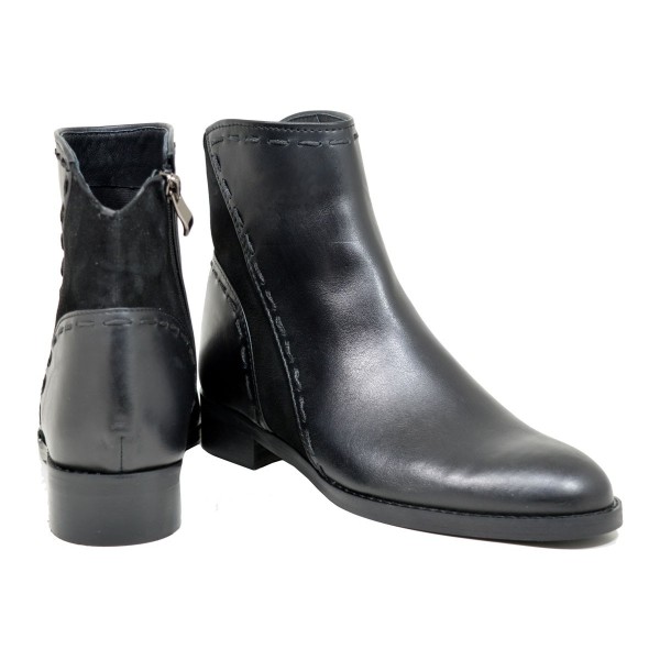 Lou booties Jackie