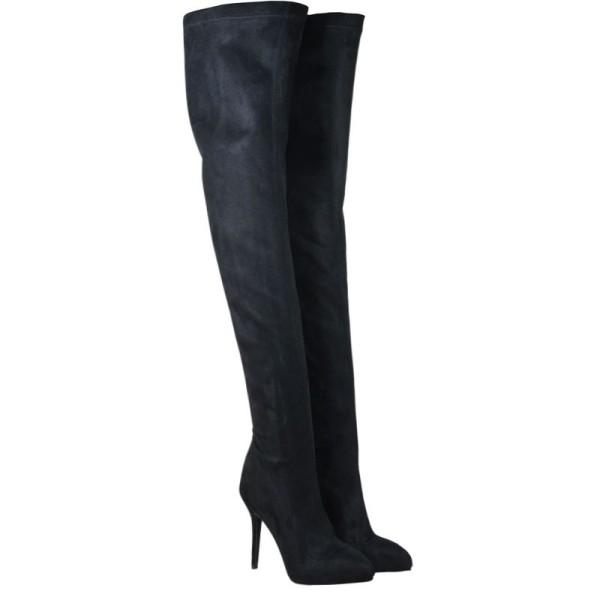 Lou boots Nicole