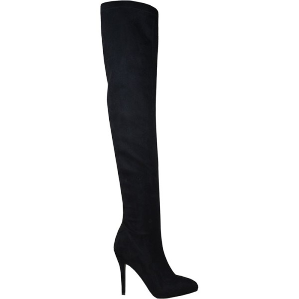Lou boots Nicole