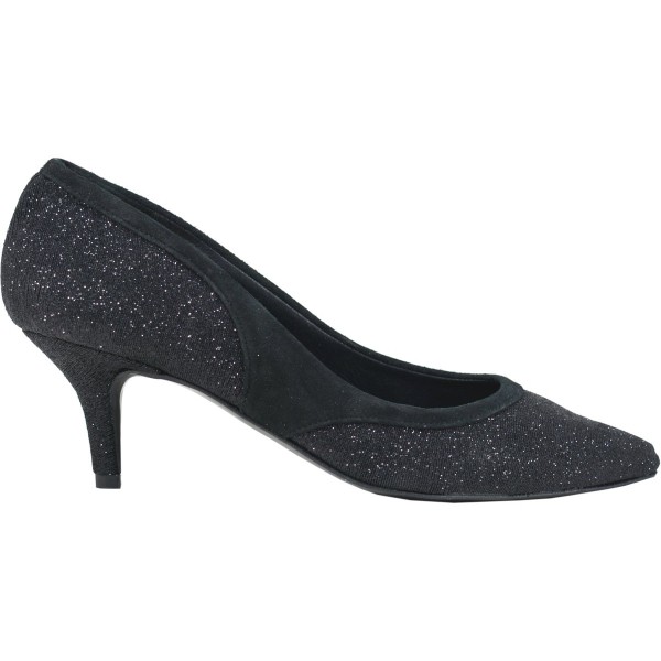 Lou pumps Orella