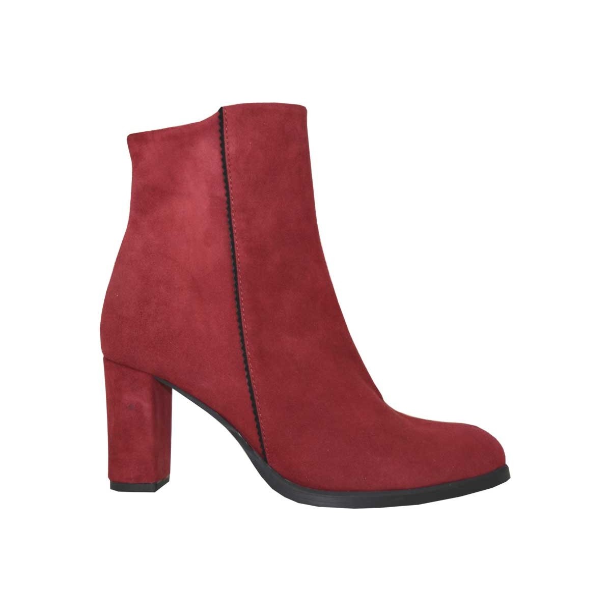 Lou booties Gigi