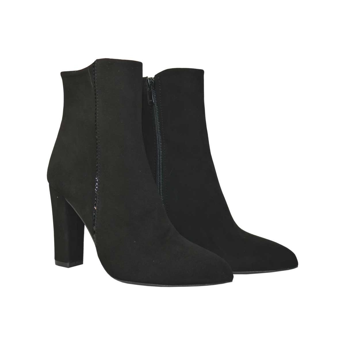 Lou booties Gigi pointed toe