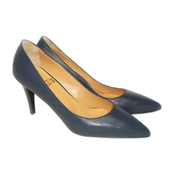 Lou pumps
