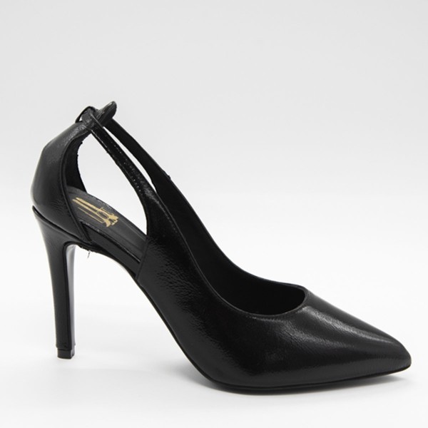 Christia Lou evening pumps