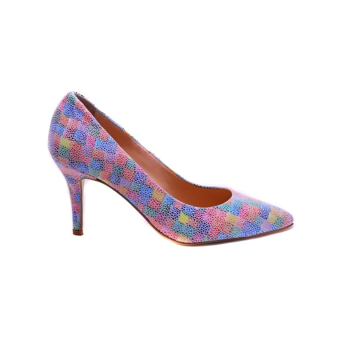 Lou pumps Marylin