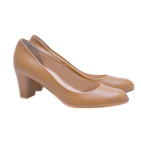 Lou pumps Menia